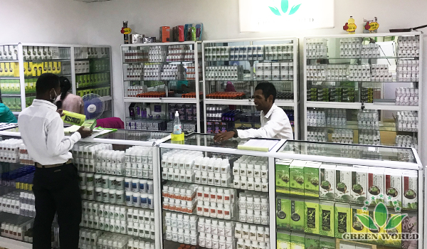 沃德绿世界马达加斯加分公司喜获53款产品销售许可证书